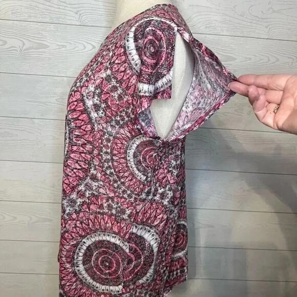 Ruby Rd. pink kaleidoscope embellished top Size Large - Picture 4 of 6